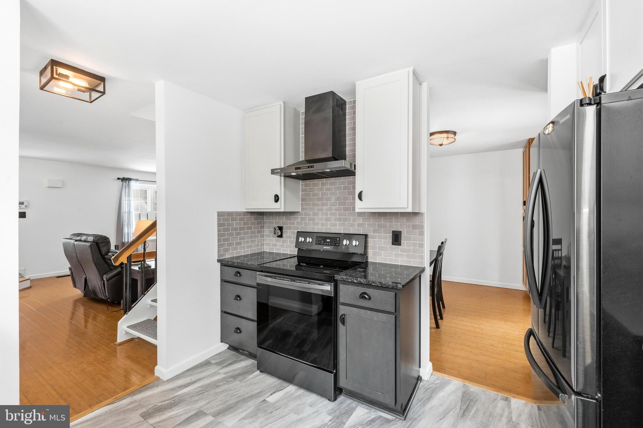 20550 NEERWINDER STREET