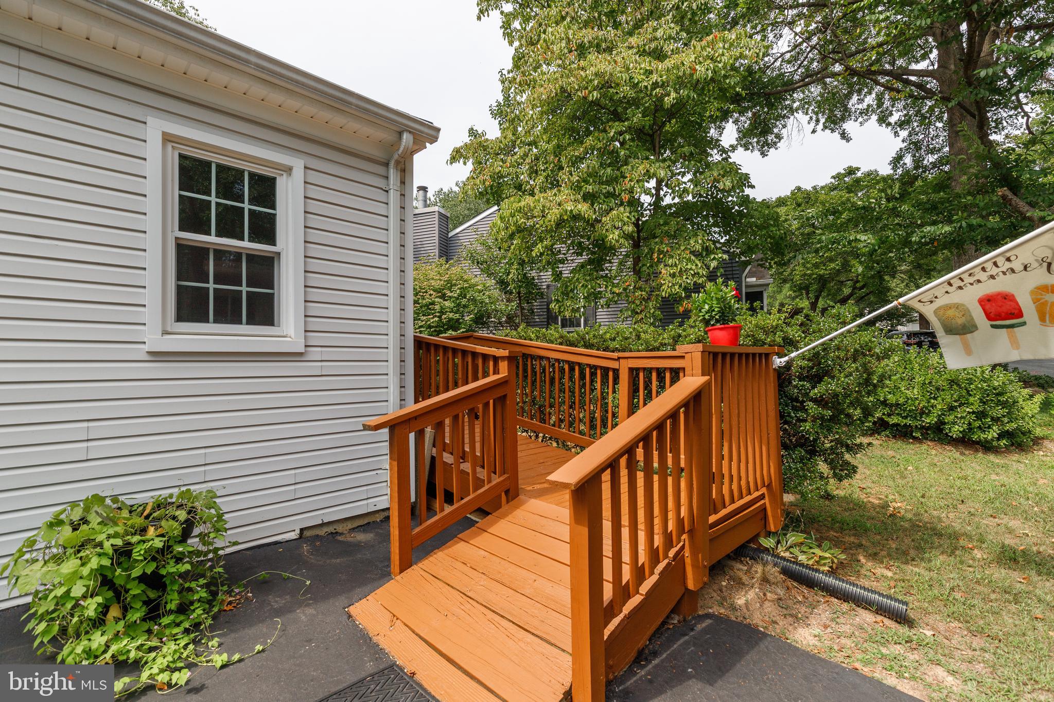 20550 NEERWINDER STREET