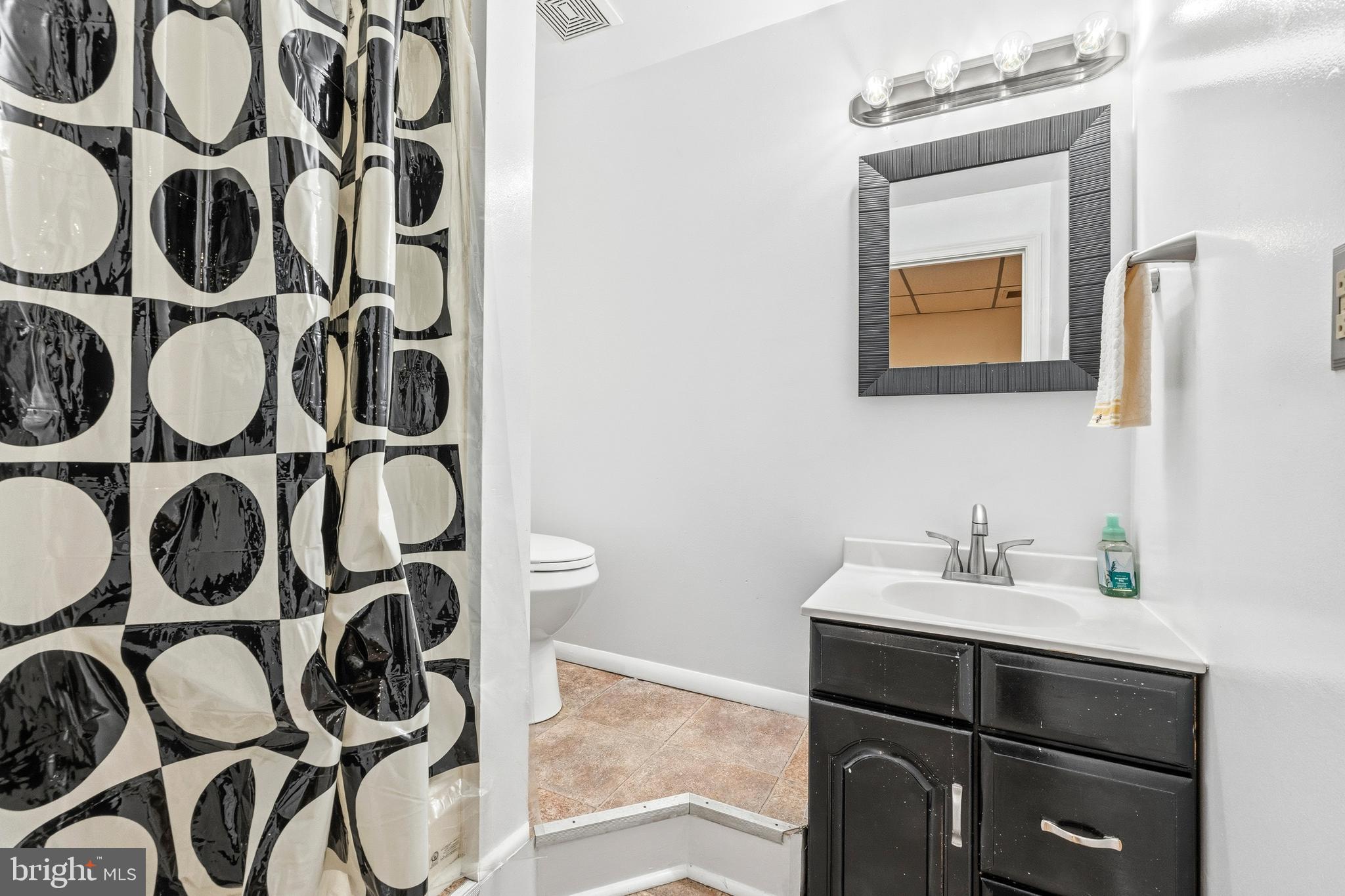 20550 NEERWINDER STREET