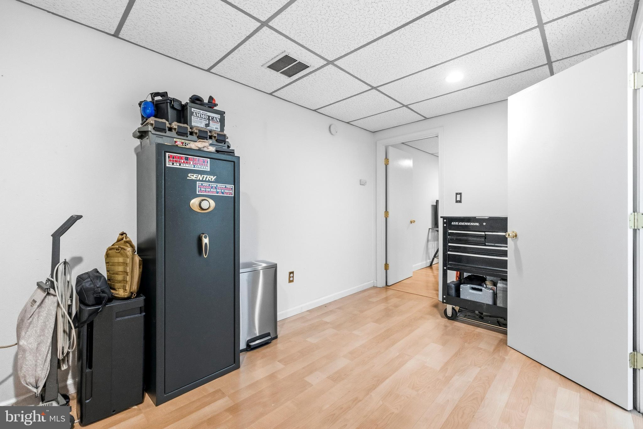 20550 NEERWINDER STREET