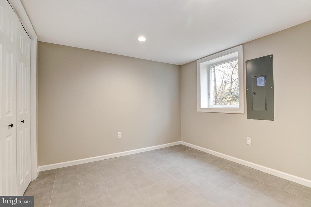 4517 POWDER MILL ROAD