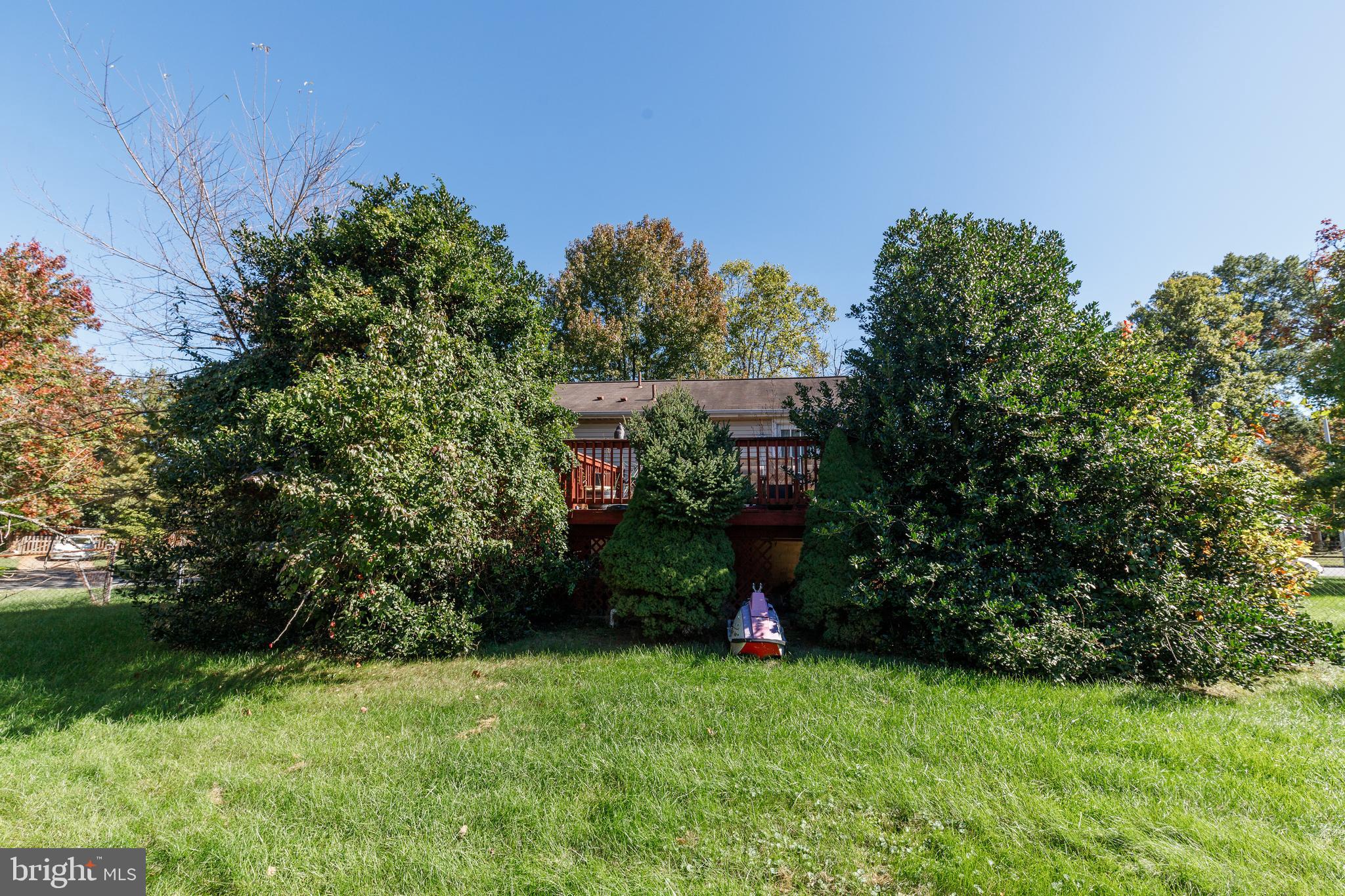 8216 MONTPELIER DRIVE