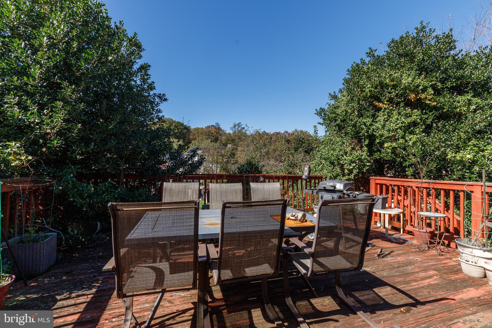 8216 MONTPELIER DRIVE