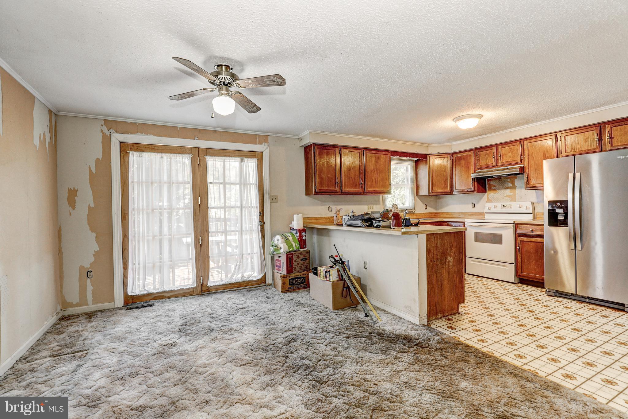 8216 MONTPELIER DRIVE