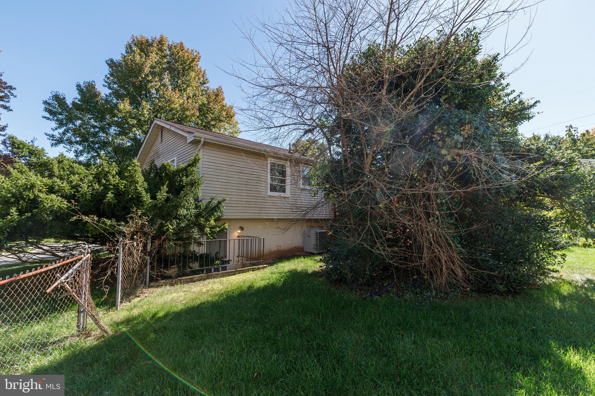 8216 MONTPELIER DRIVE