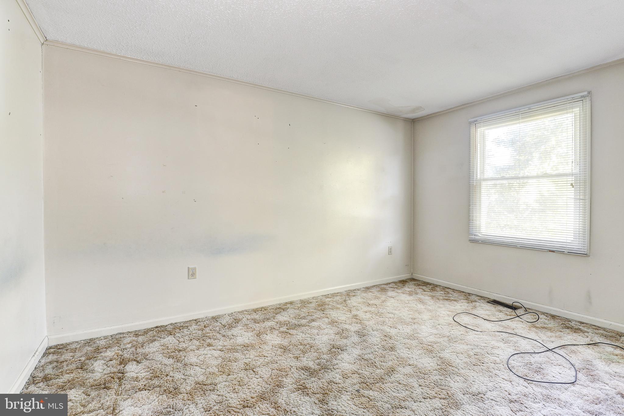 8216 MONTPELIER DRIVE