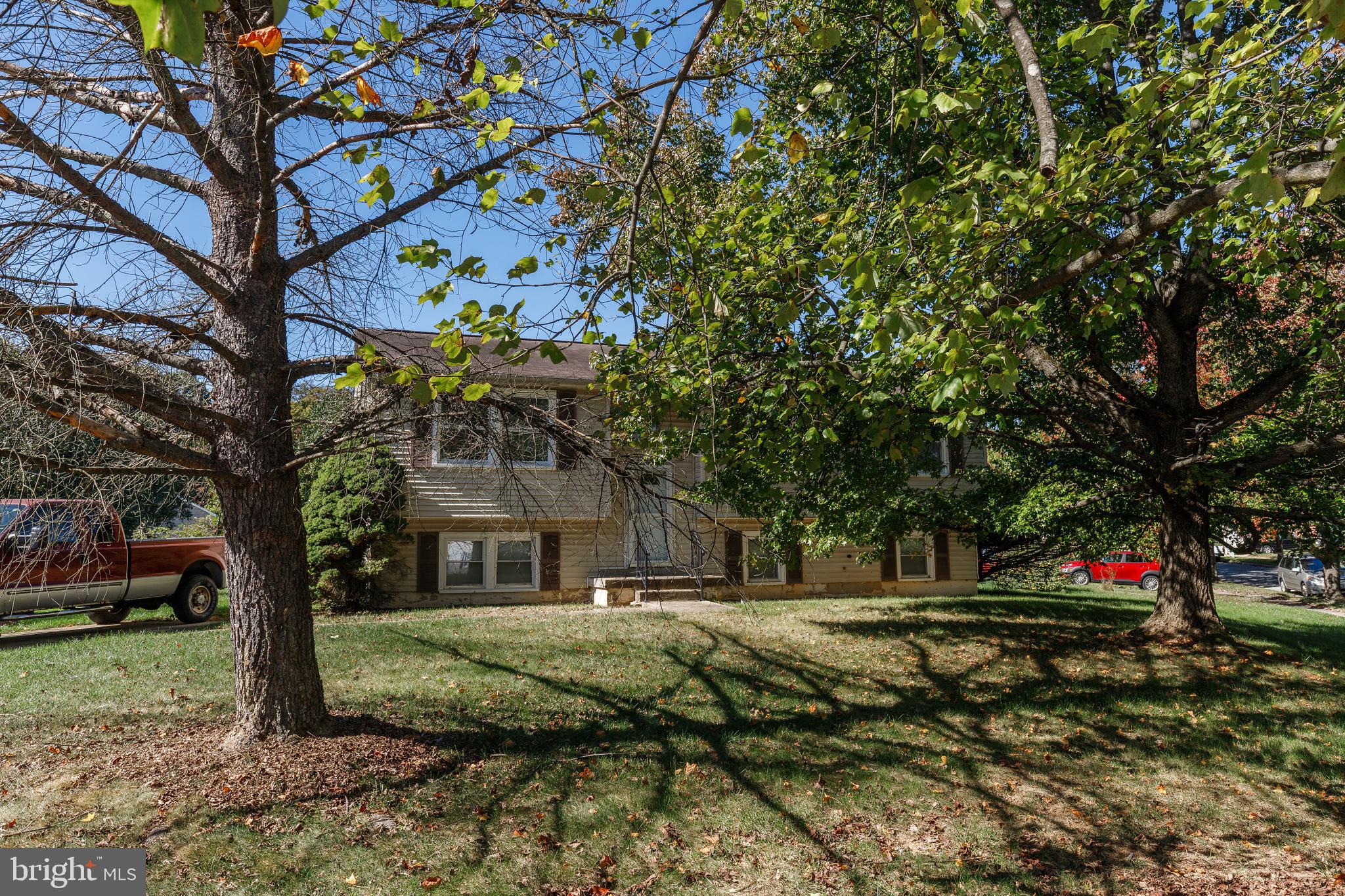 8216 MONTPELIER DRIVE