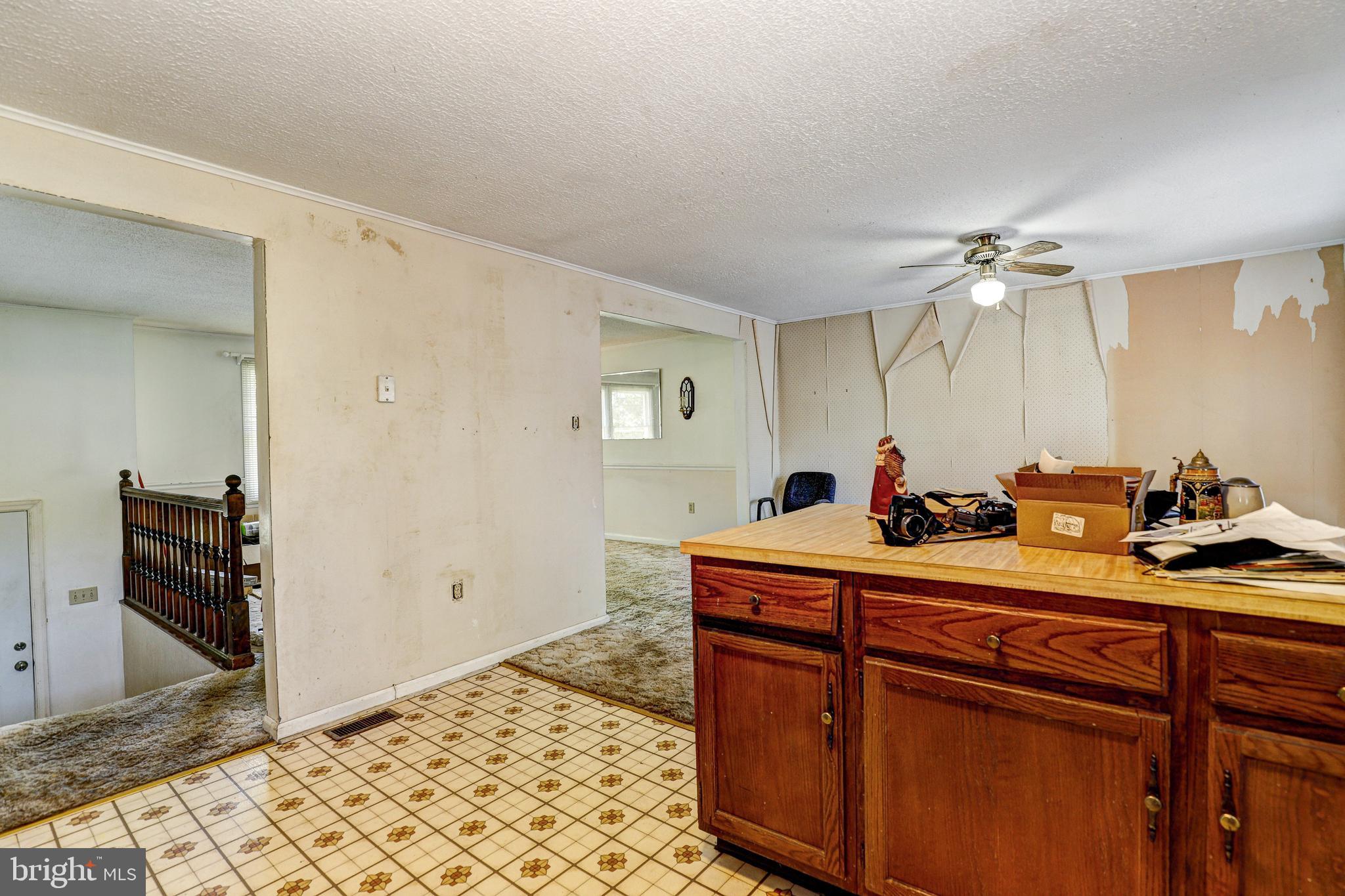 8216 MONTPELIER DRIVE