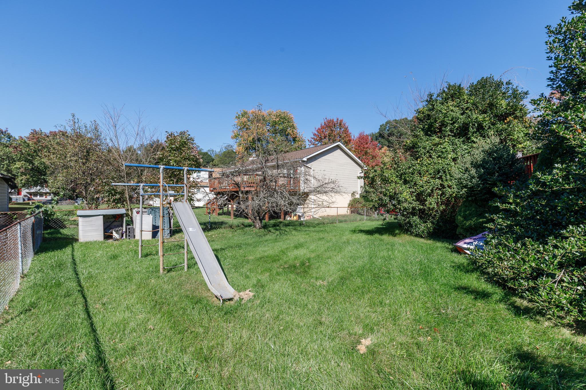 8216 MONTPELIER DRIVE