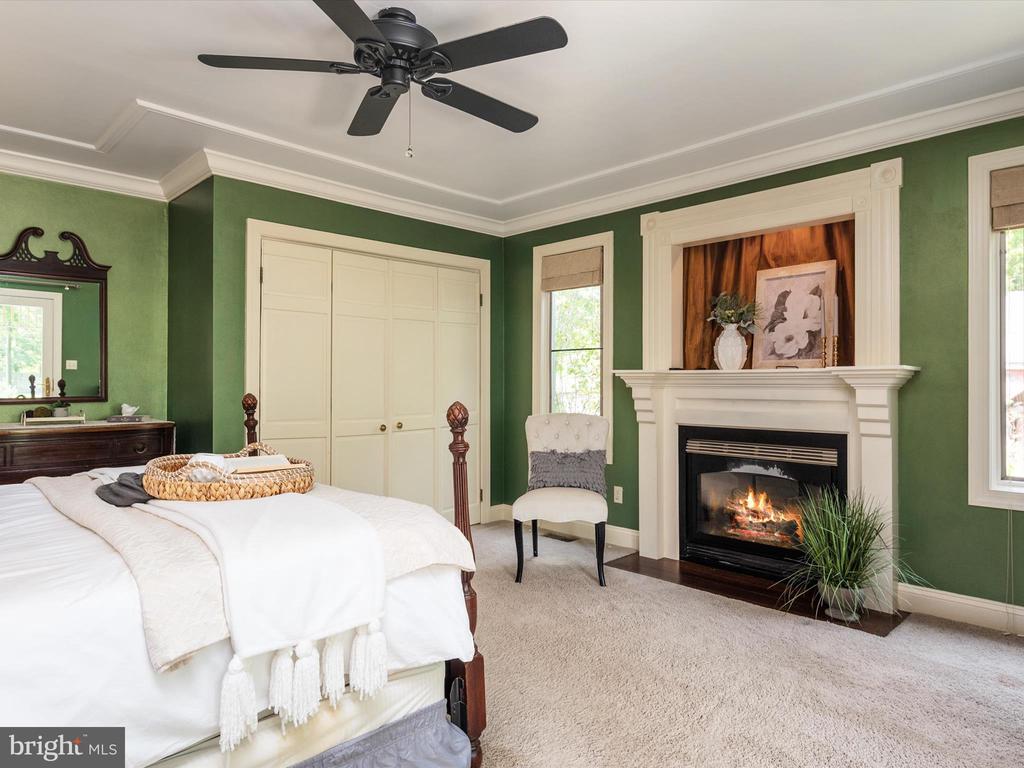 1316 EWINGTOWN ROAD