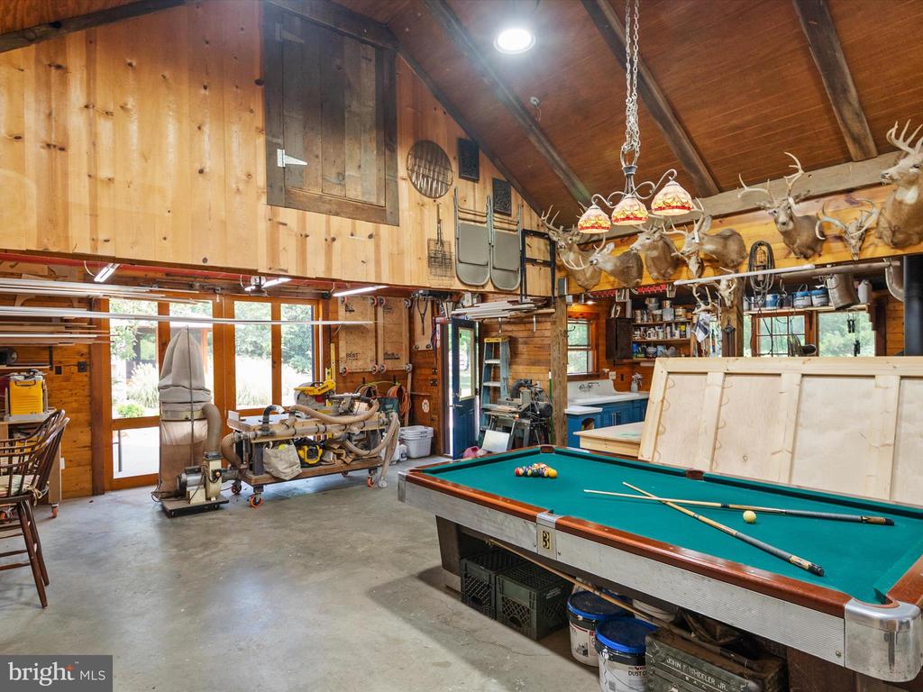 1316 EWINGTOWN ROAD
