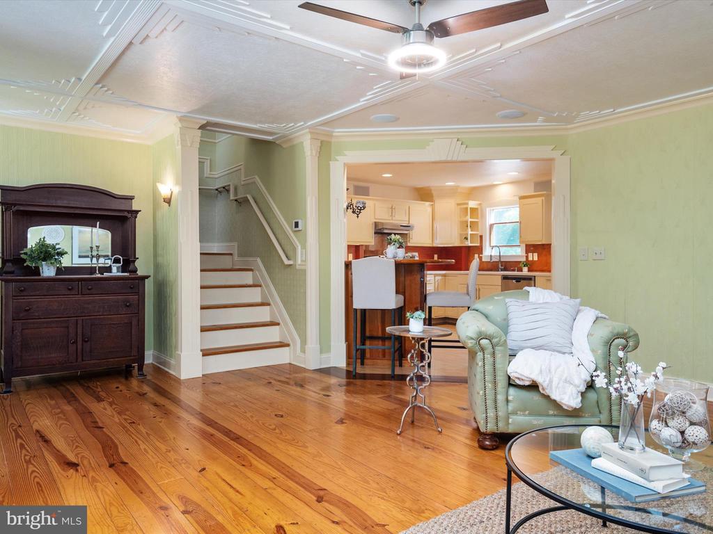 1316 EWINGTOWN ROAD