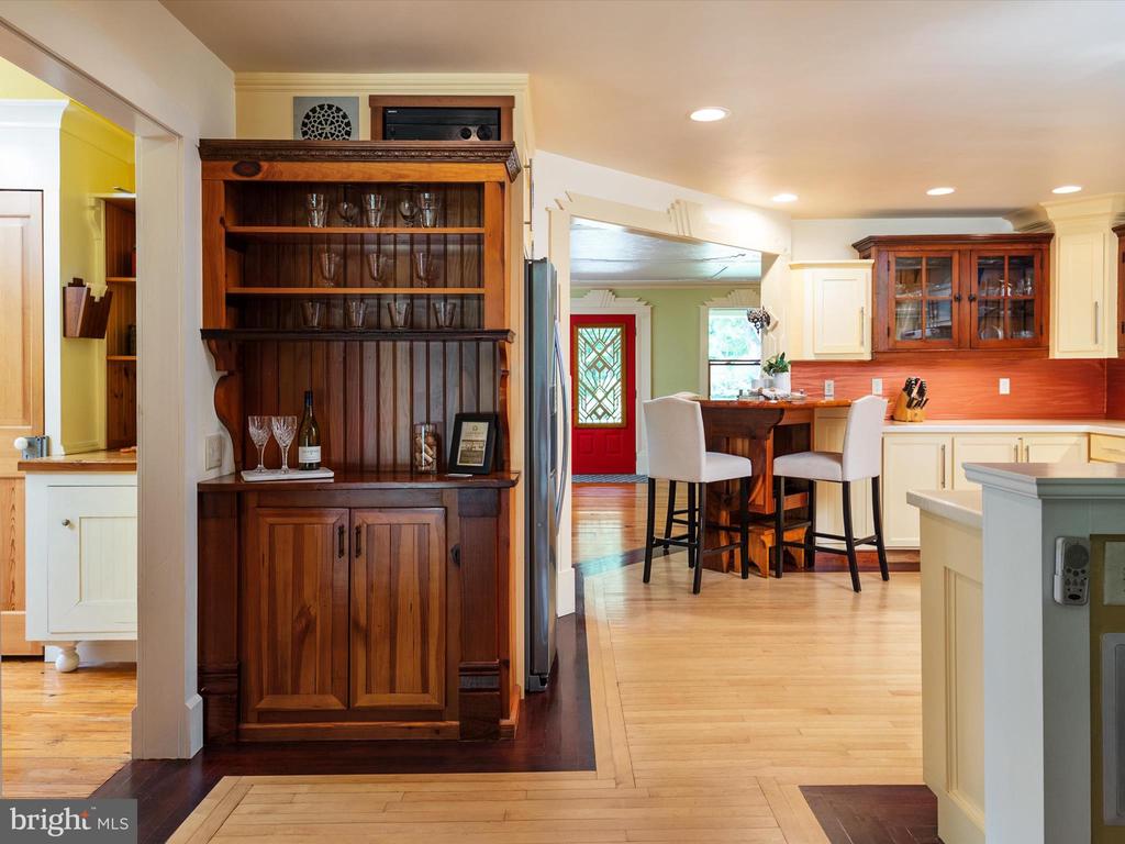 1316 EWINGTOWN ROAD