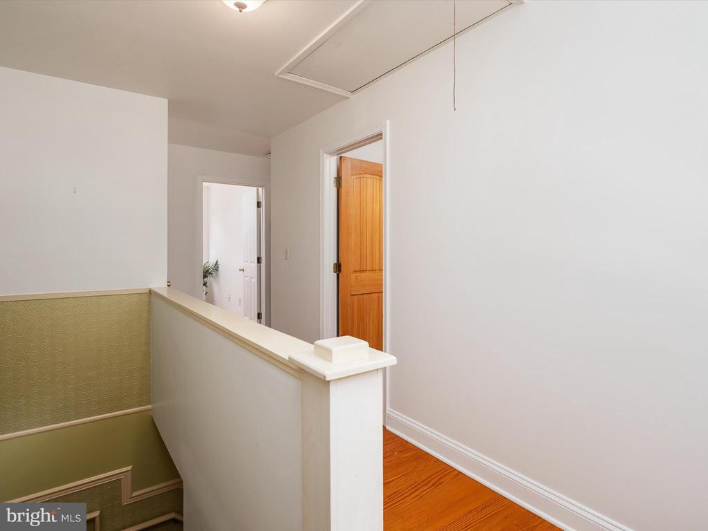 1316 EWINGTOWN ROAD