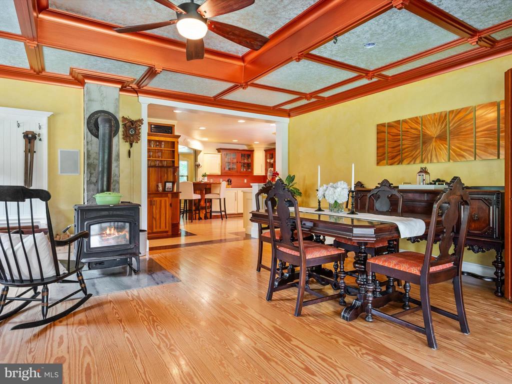 1316 EWINGTOWN ROAD