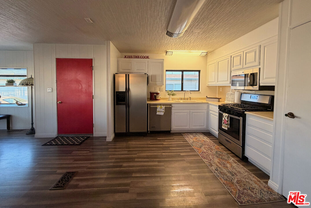 68 Poinsettia Gardens Dr Unit: 68