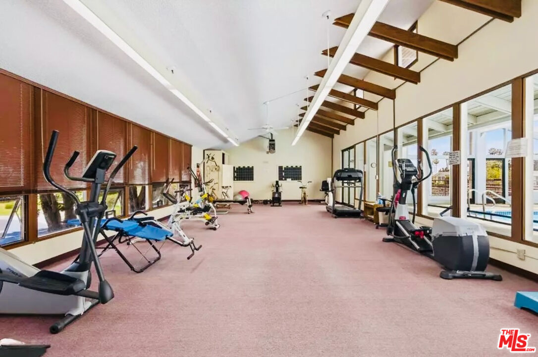 68 Poinsettia Gardens Dr Unit: 68