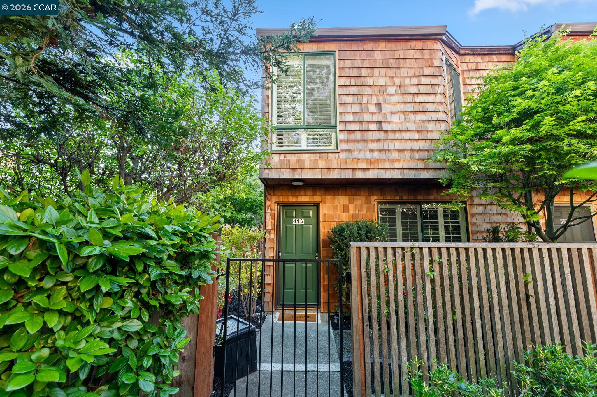 417 Westcliffe Pl