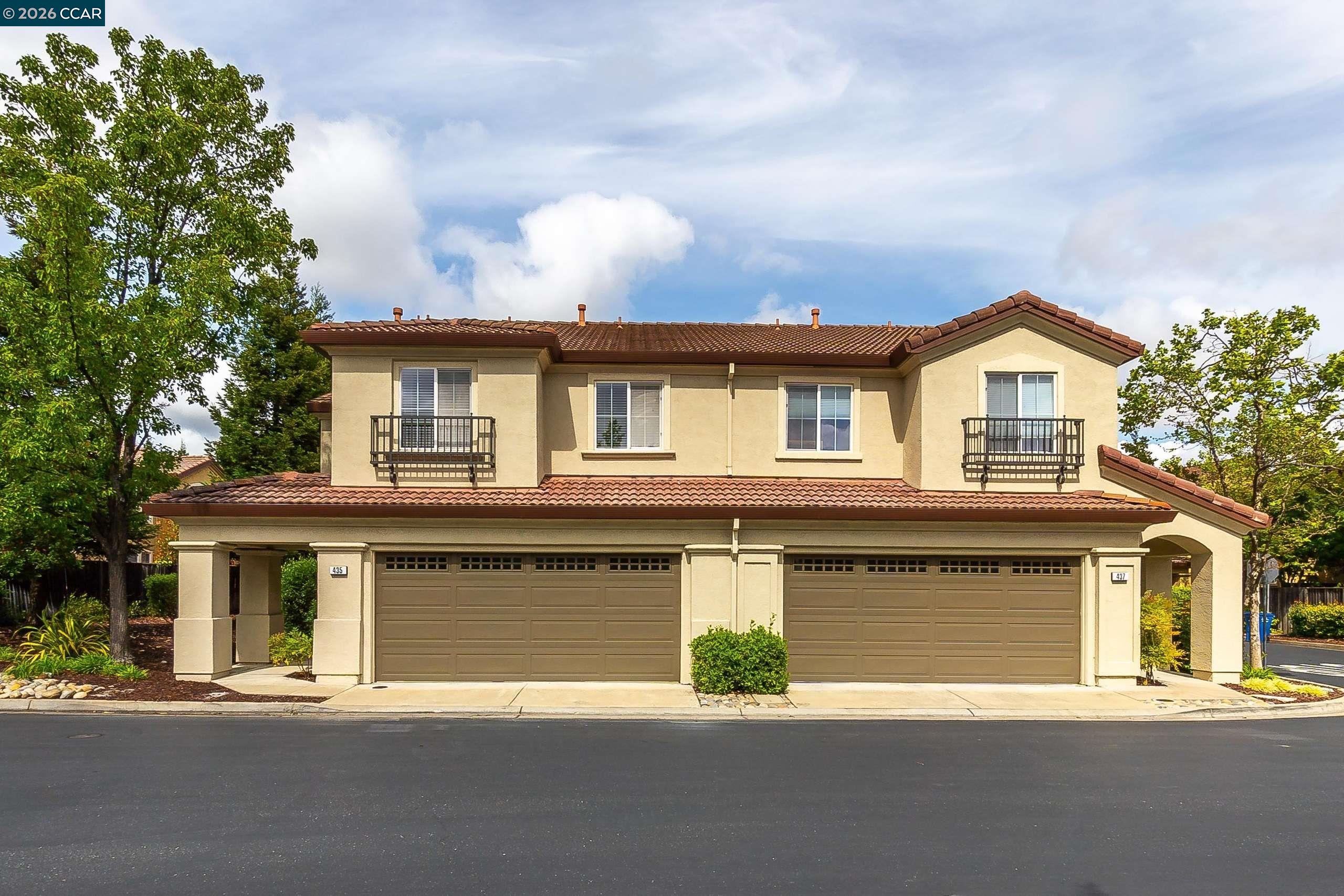 435 Regal Lily Ln