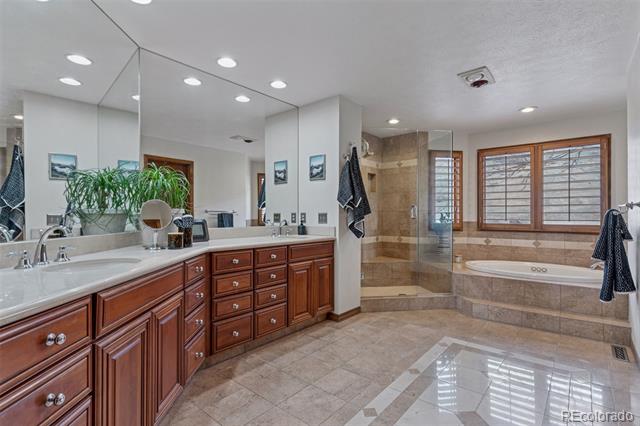 5 Tamarade Drive