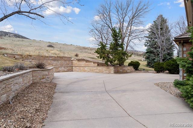 5 Tamarade Drive
