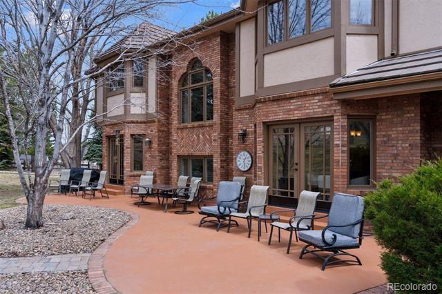 5 Tamarade Drive