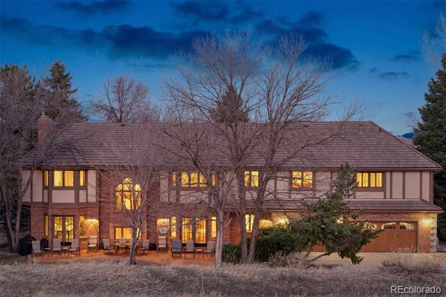 5 Tamarade Drive