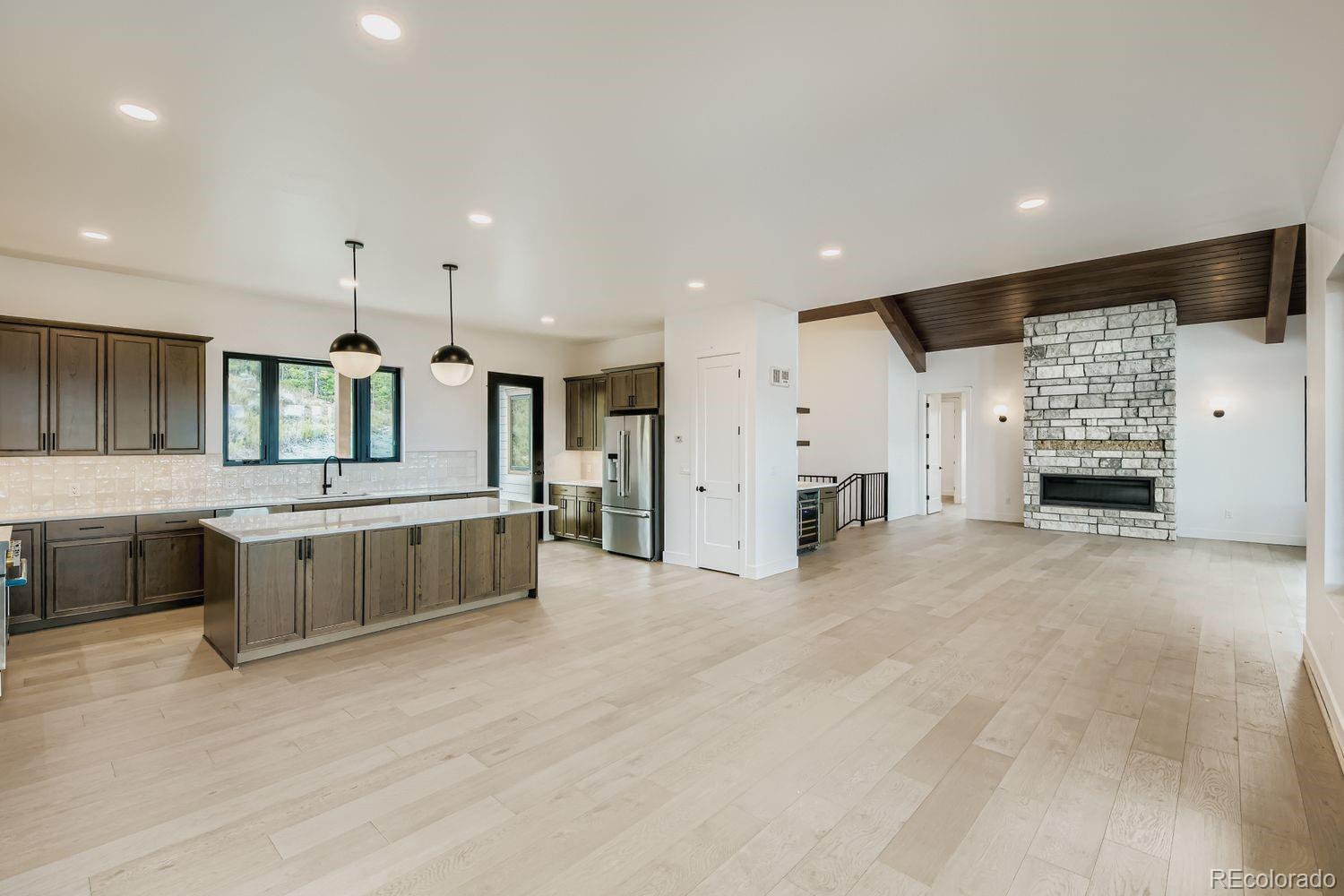 1100 Shoshoni Lane