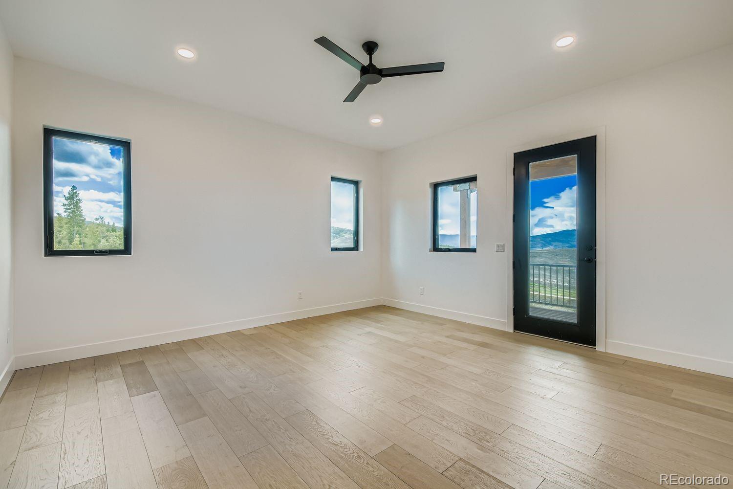 1100 Shoshoni Lane