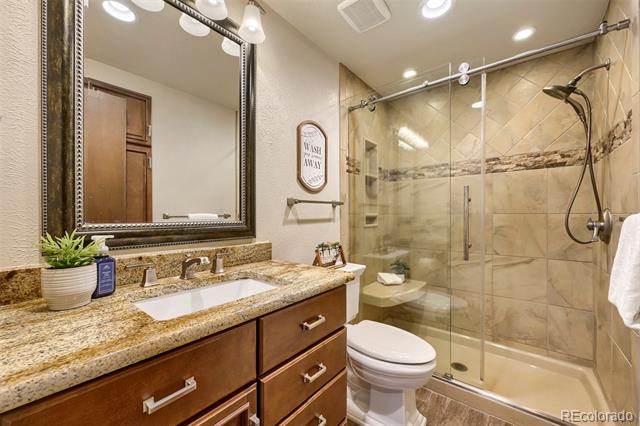 8107 W 71st Place