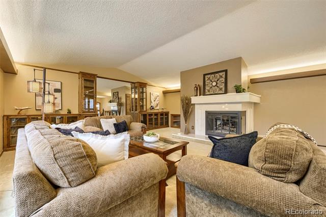 8107 W 71st Place
