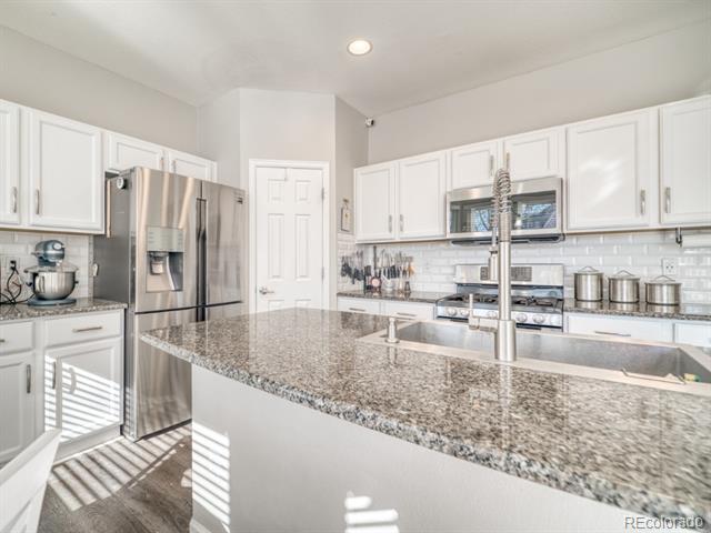 1864 Mountain Maple Avenue