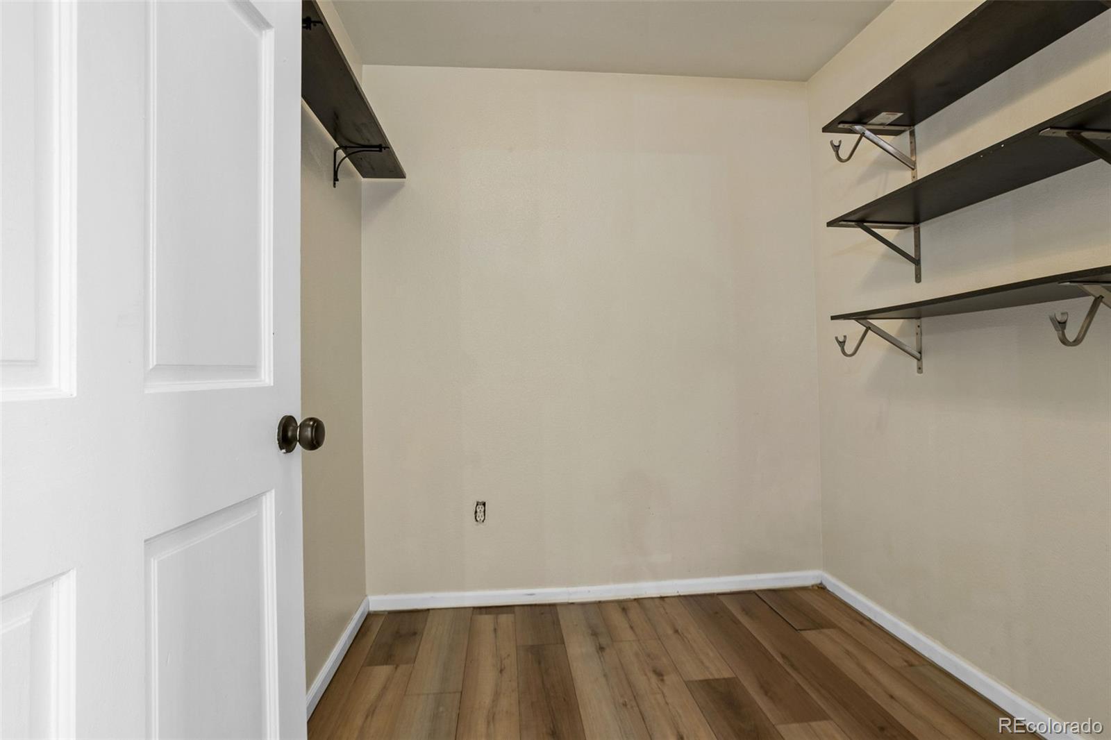 1156 S Owens Court