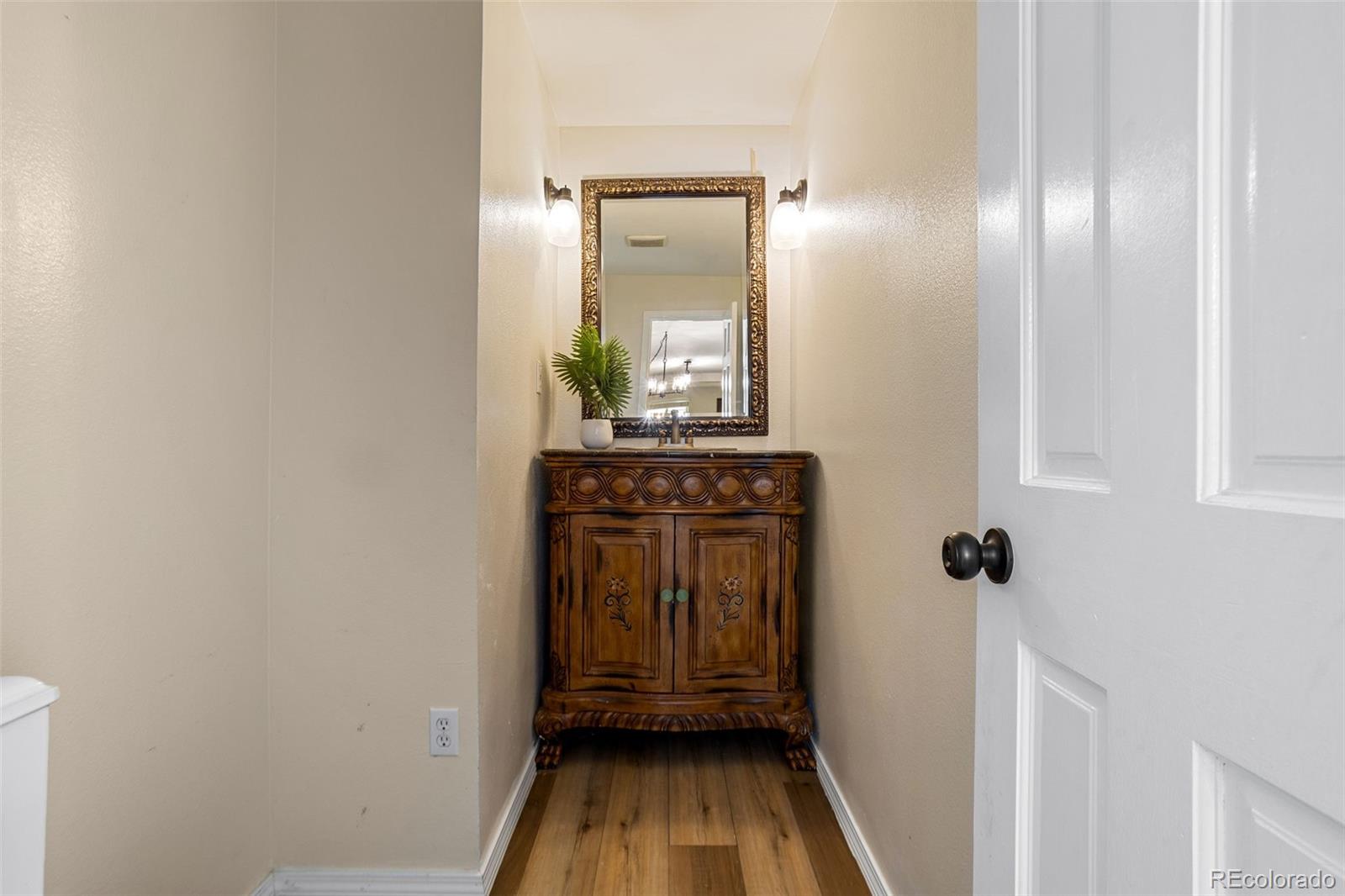 1156 S Owens Court