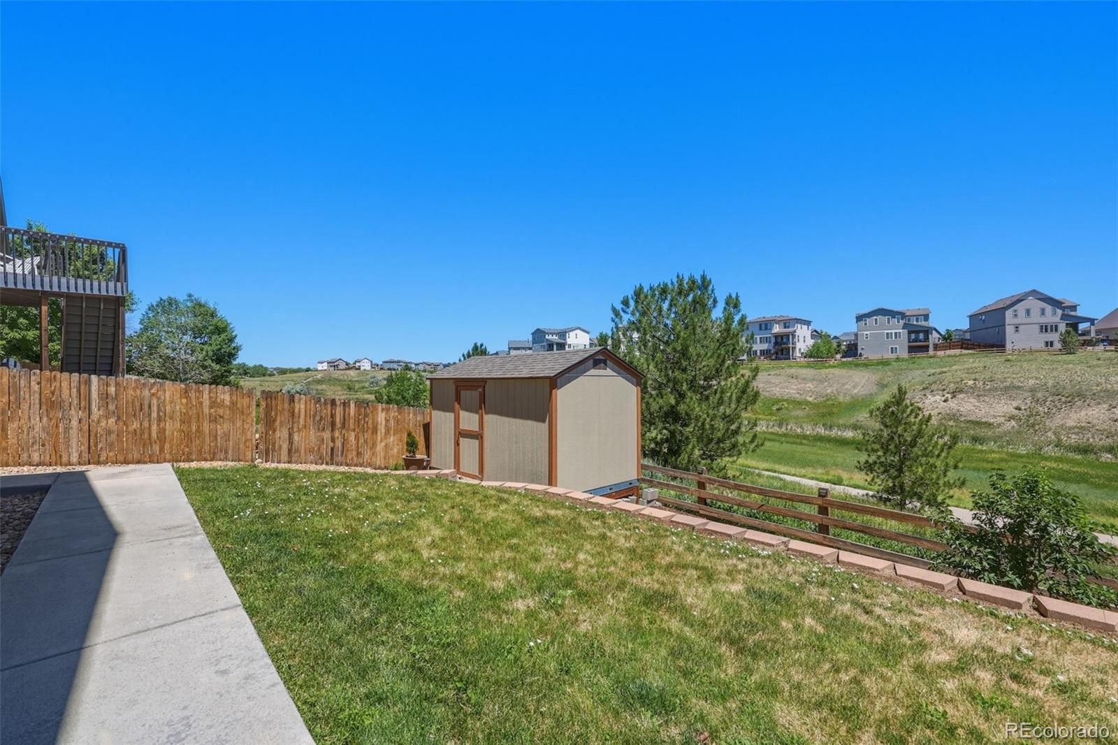 6825 E 131st Drive
