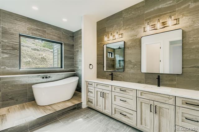 1200 Shoshoni Lane
