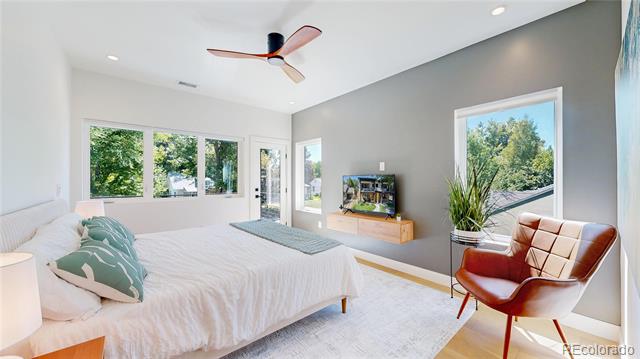 2403 S Franklin