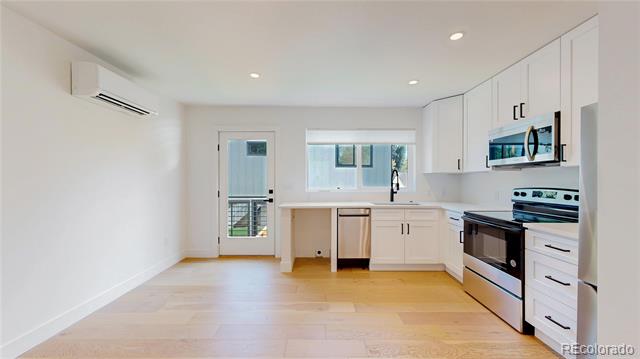 2403 S Franklin