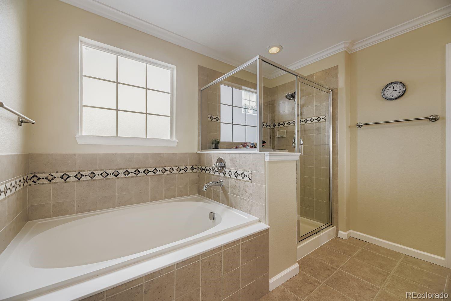 9615 W Hinsdale Place