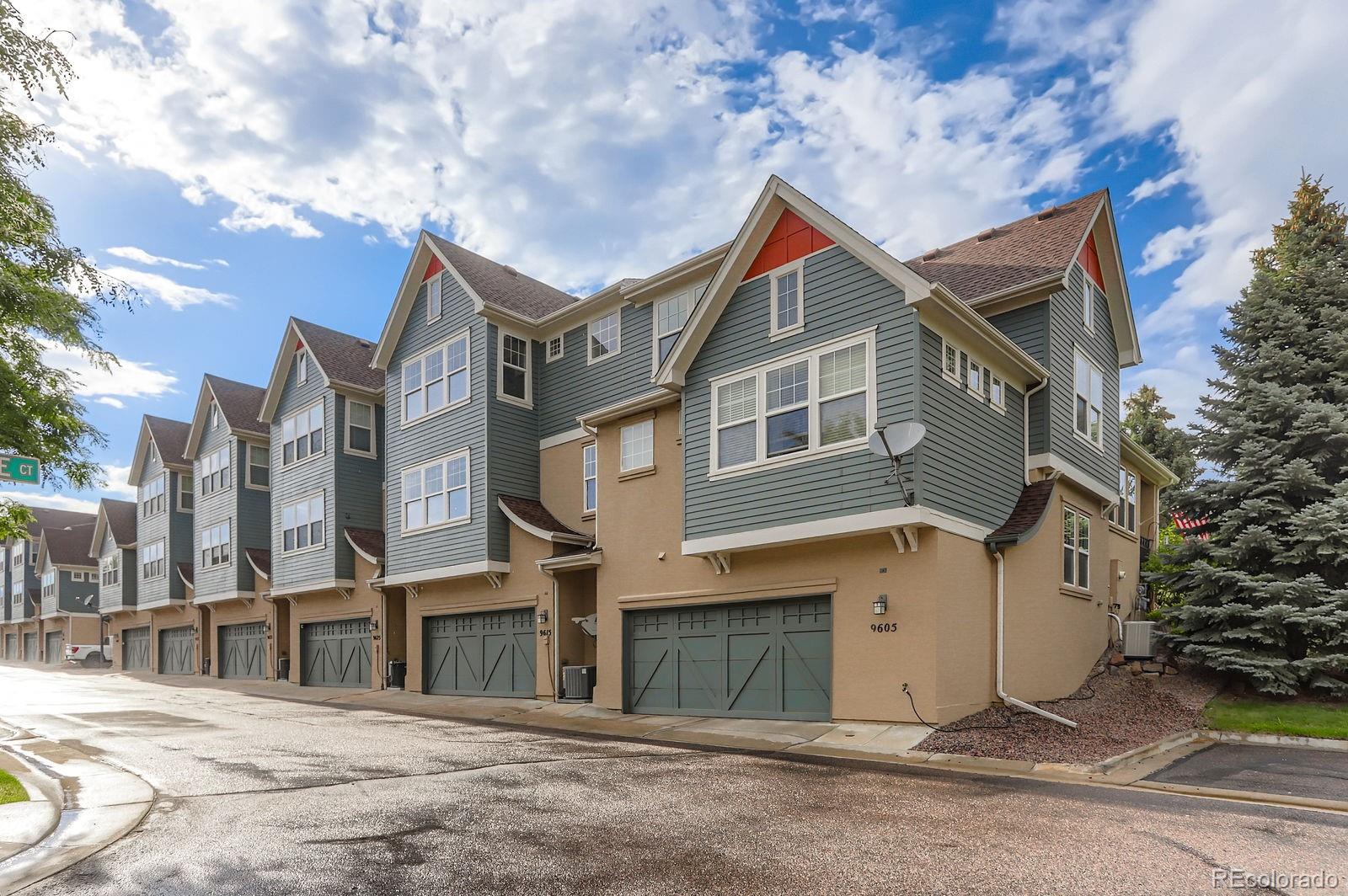 9615 W Hinsdale Place