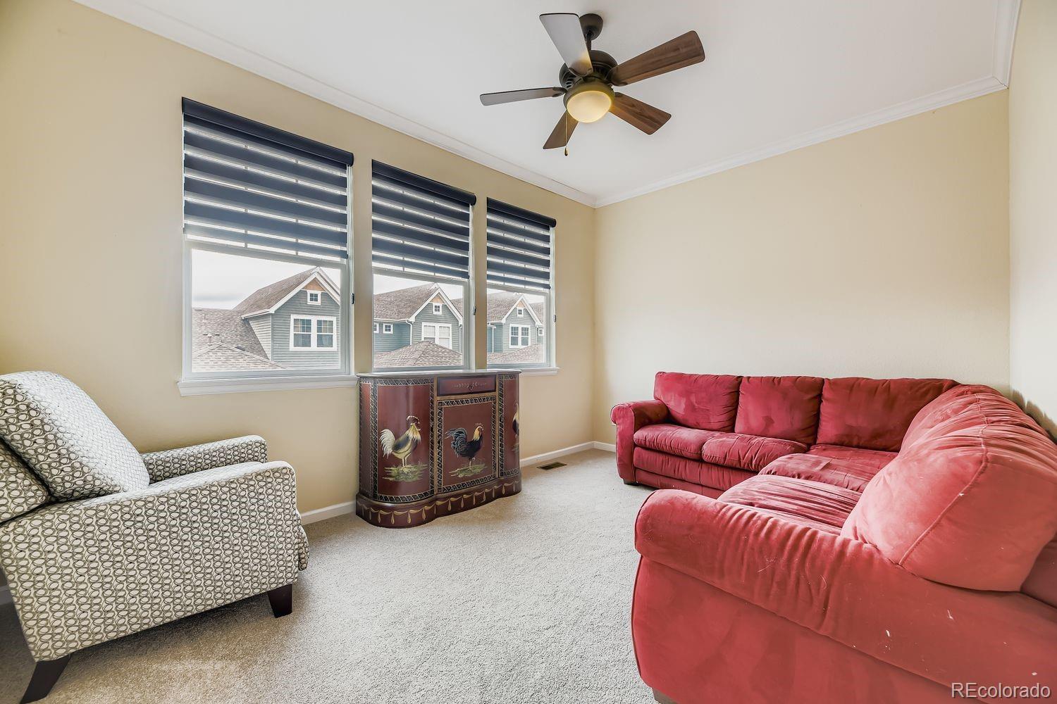 9615 W Hinsdale Place