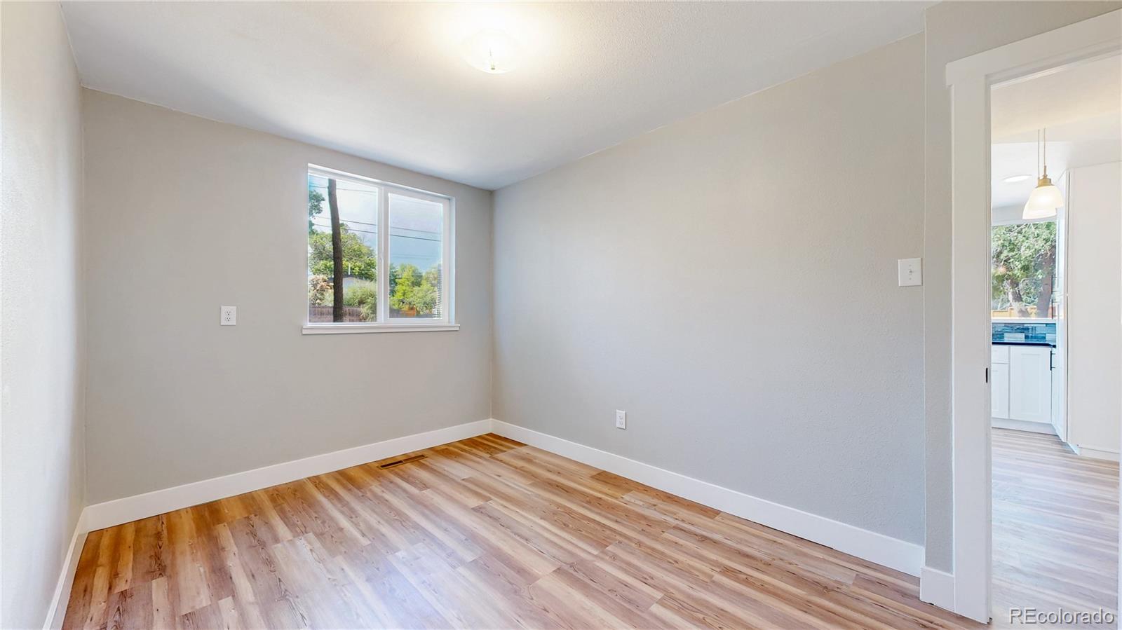 1445 S Kearney Street