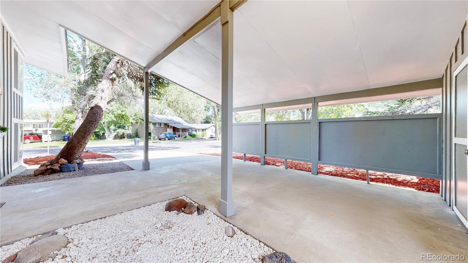 1445 S Kearney Street