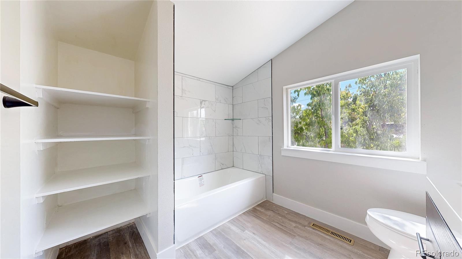 1445 S Kearney Street