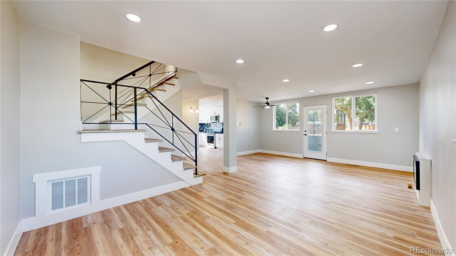 1445 S Kearney Street