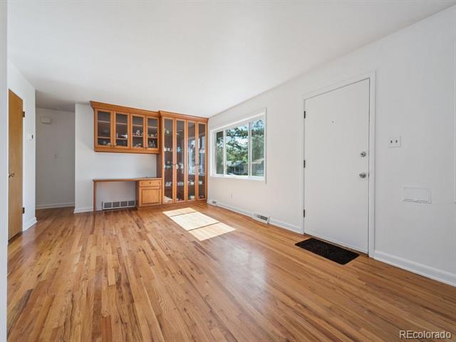 901 Jamaica Street