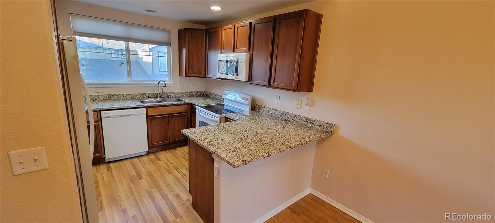 2113 S Fulton Circle Unit: 203
