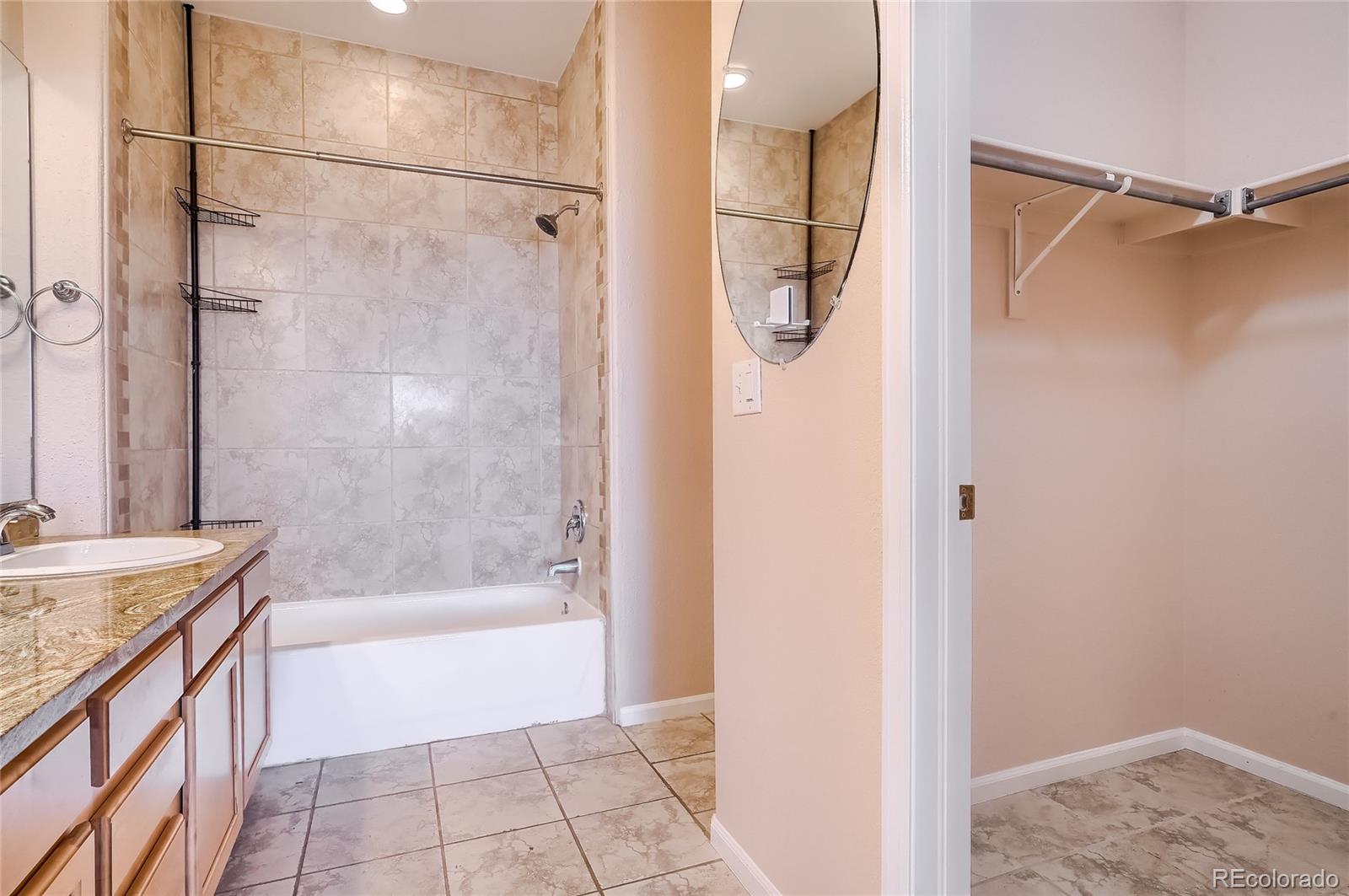 2113 S Fulton Circle Unit: 203