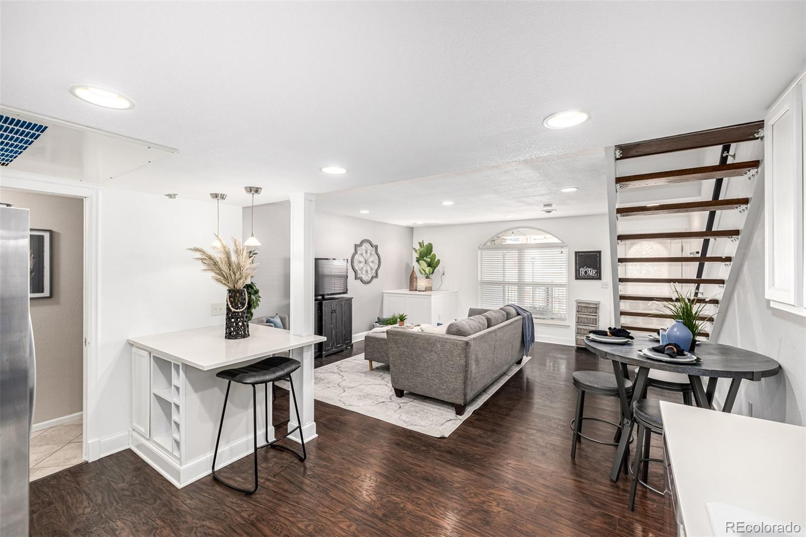 1650 S Deframe Street Unit: B6