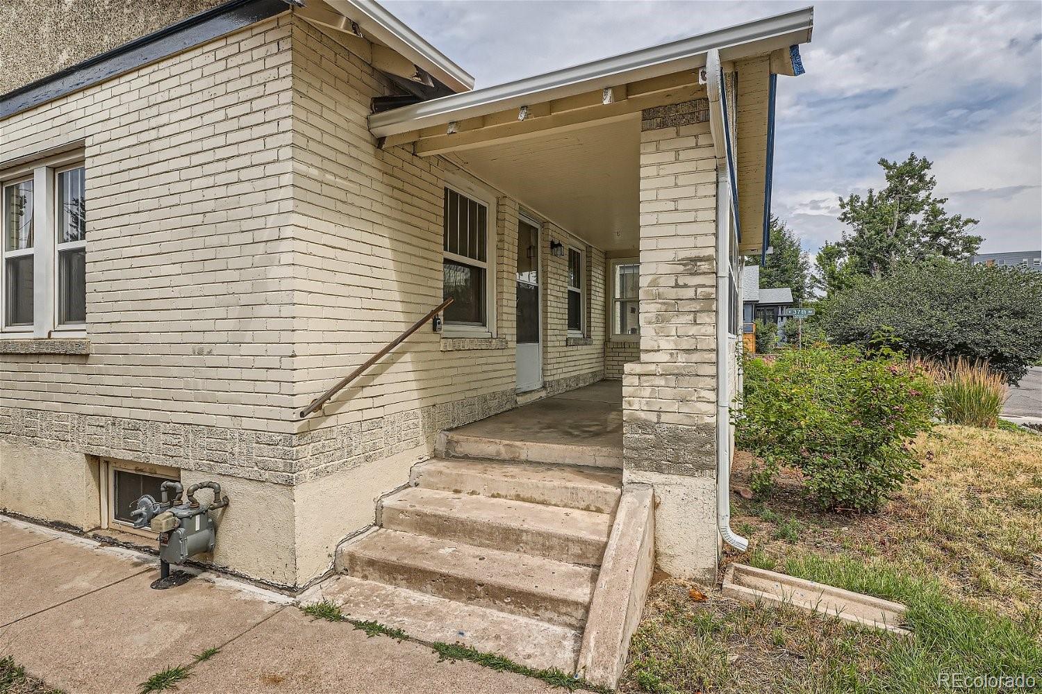 3637 Lowell Boulevard